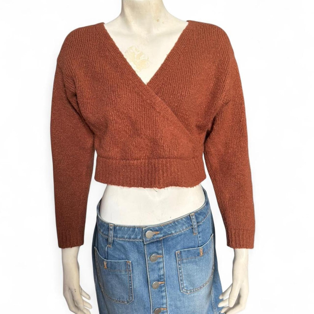 😱
Forever21 cropped sweater top